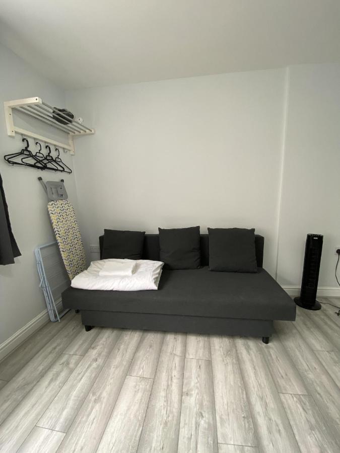 Comfortable - Cosy - Budget Studios In City Center Лондон Экстерьер фото