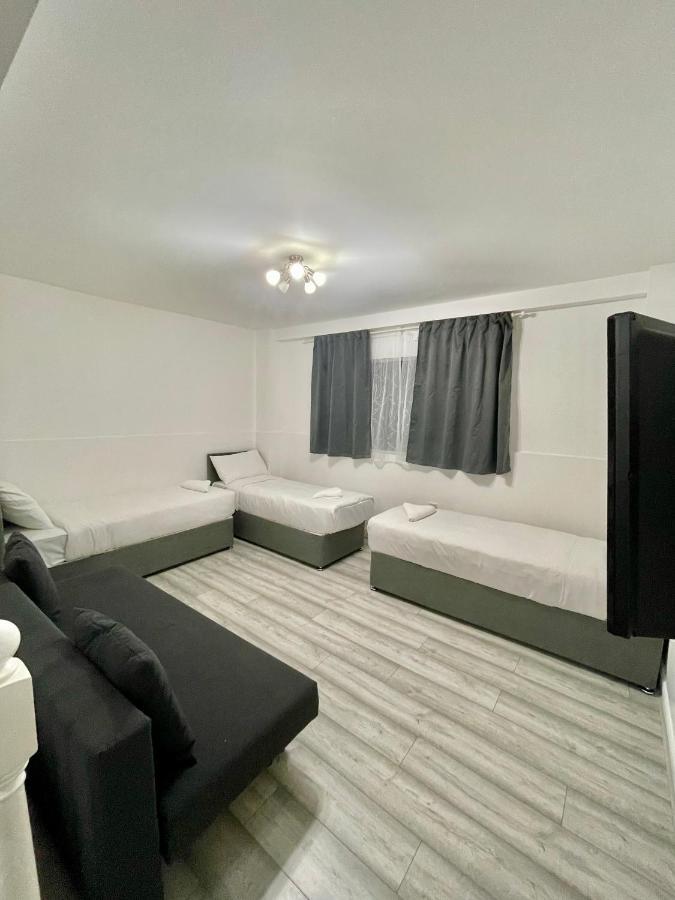 Comfortable - Cosy - Budget Studios In City Center Лондон Экстерьер фото