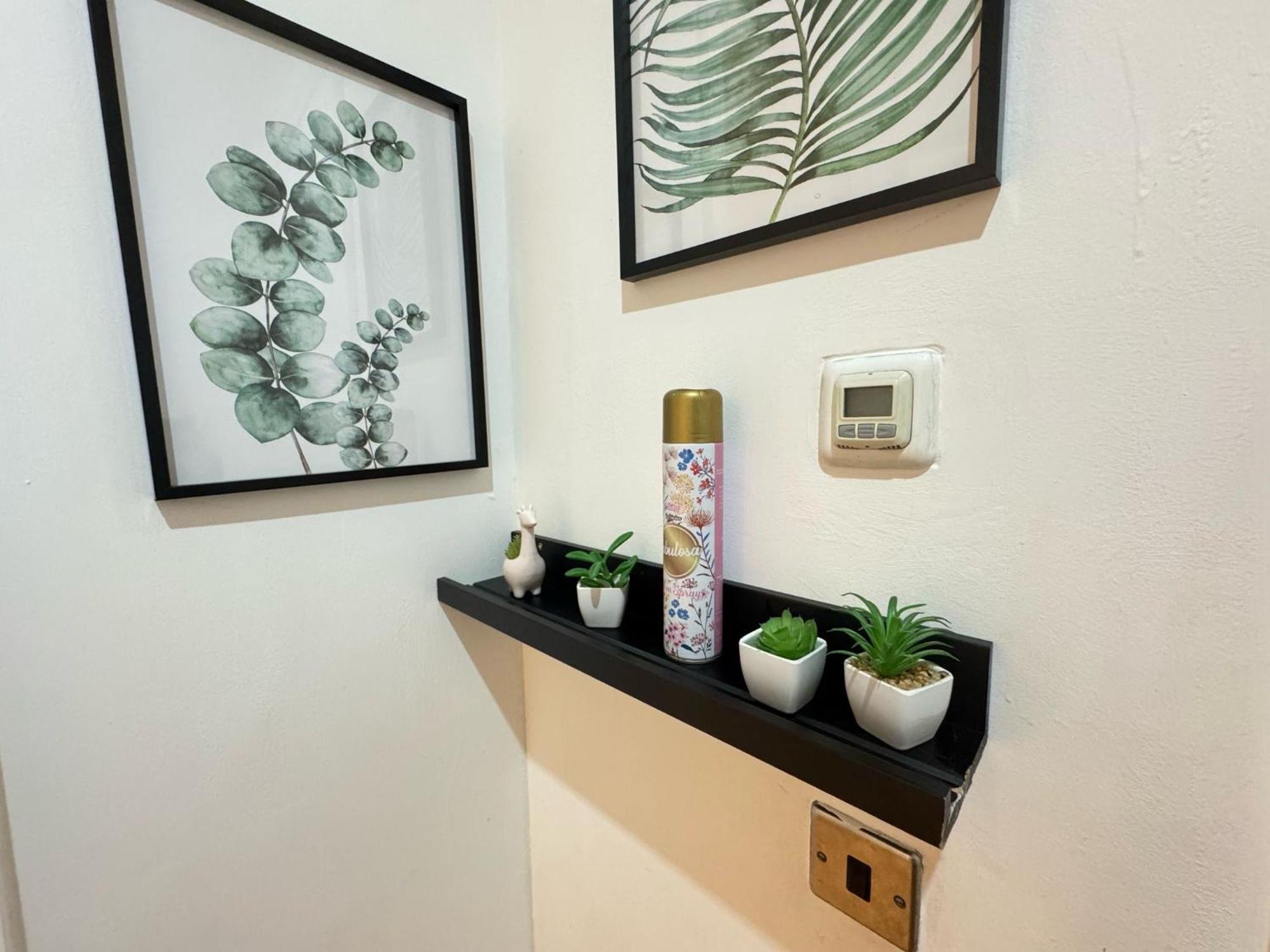 Comfortable - Cosy - Budget Studios In City Center Лондон Экстерьер фото